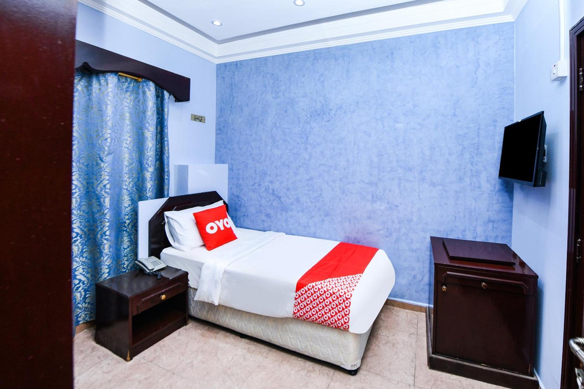 Oyo 137 Marina Hotel マスカット エクステリア 写真