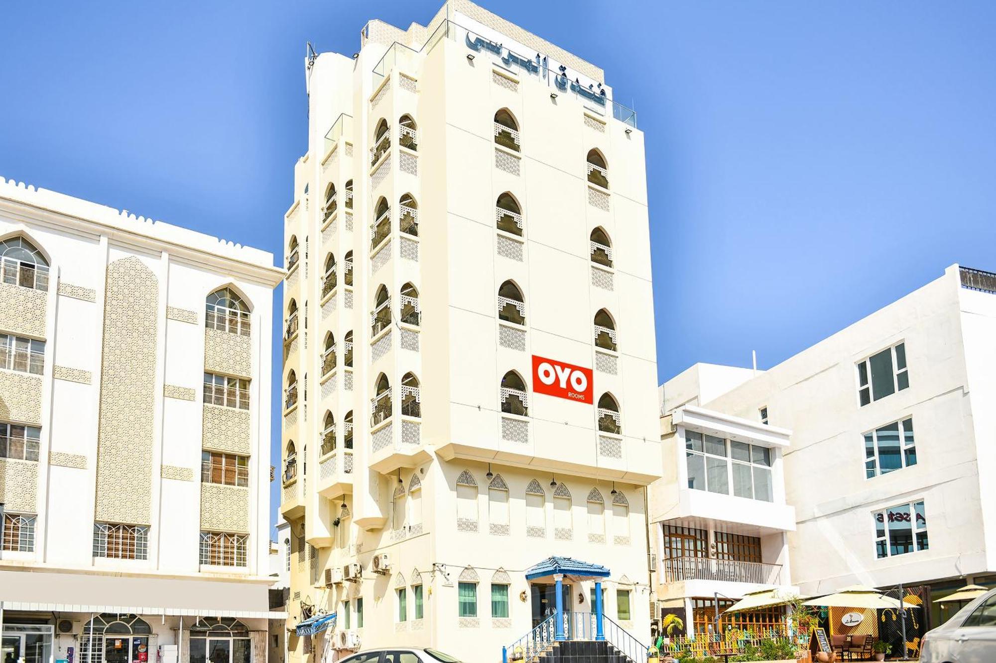Oyo 137 Marina Hotel マスカット エクステリア 写真