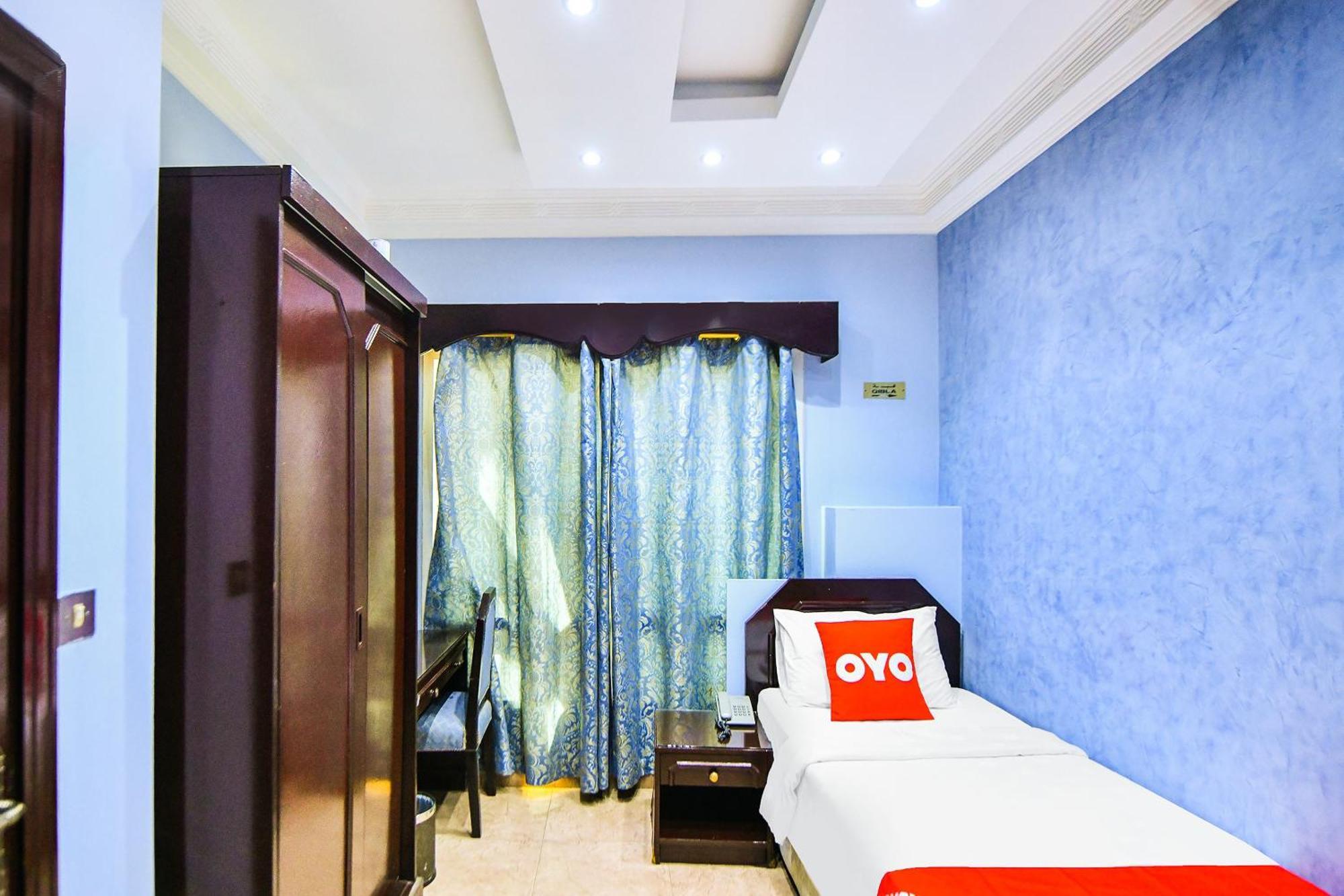 Oyo 137 Marina Hotel マスカット エクステリア 写真
