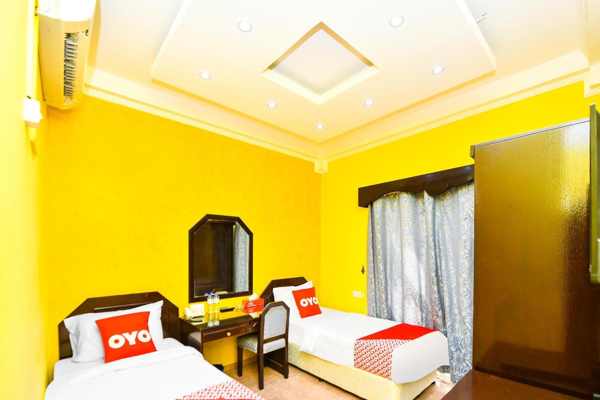 Oyo 137 Marina Hotel マスカット エクステリア 写真
